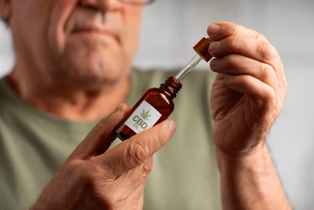 Acesso à Cannabis Medicinal - Image by Freepik.com